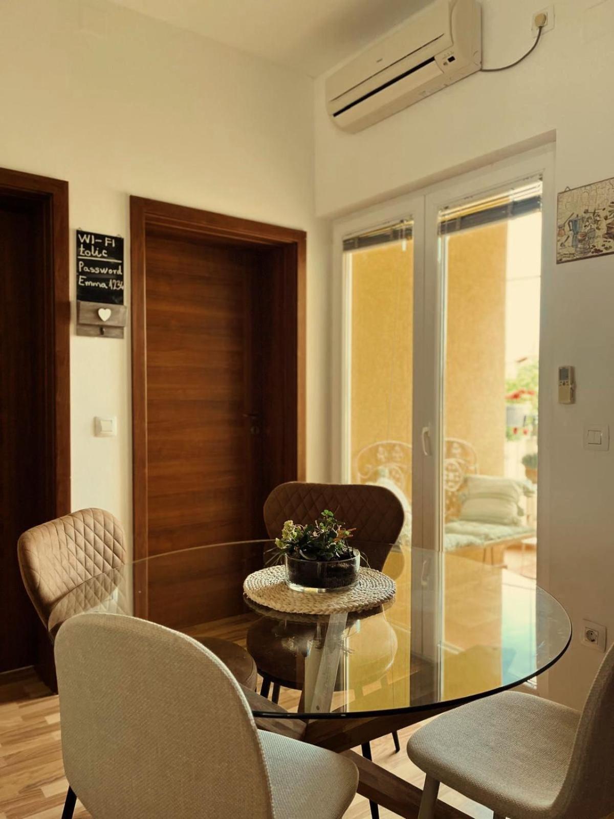 Apartments Emma Biograd Na Moru Exterior photo