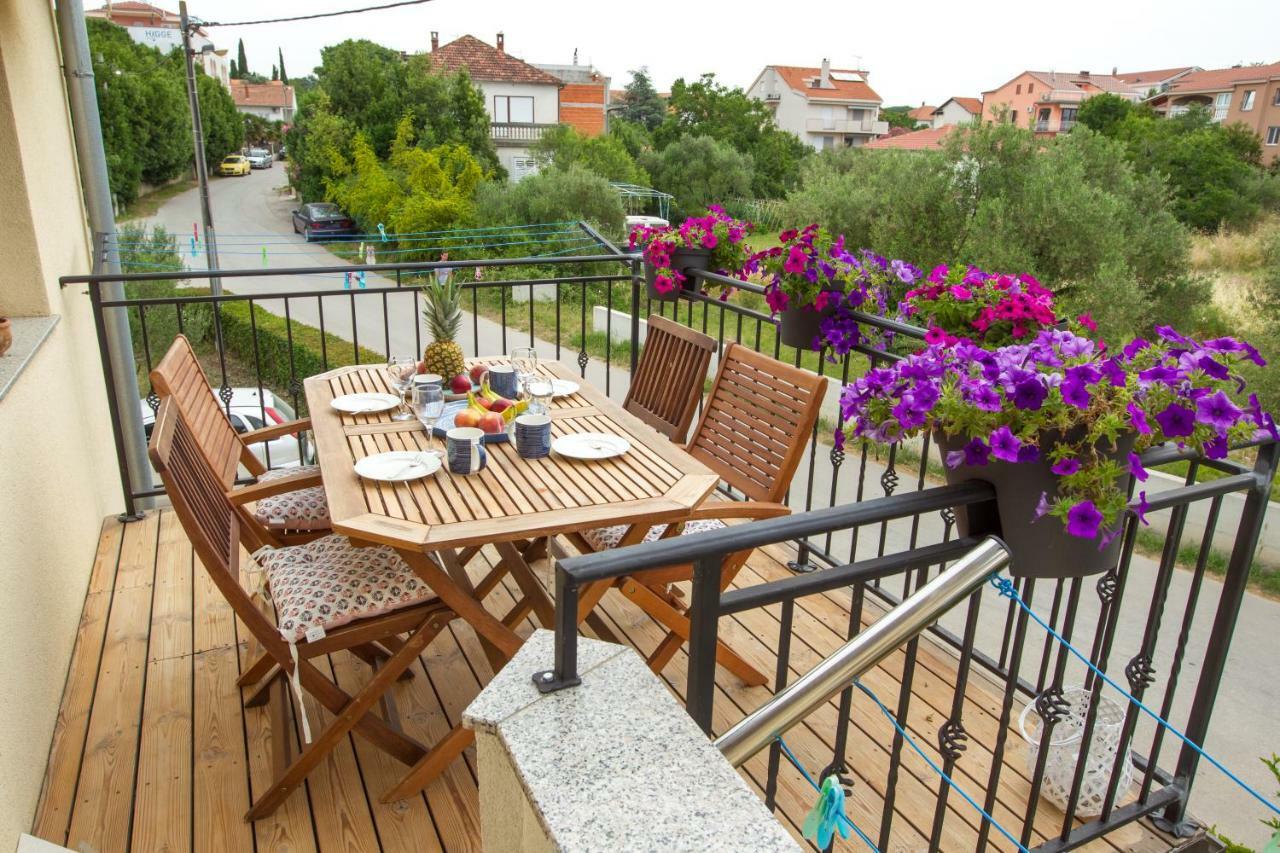 Apartments Emma Biograd Na Moru Exterior photo